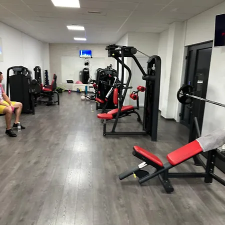 Sky Hill شقة موستار